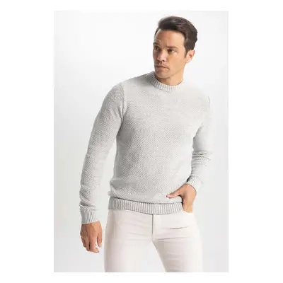 DEFACTO Standard Fit Regular Cut Crew Neck Textured Knitwear Sweater