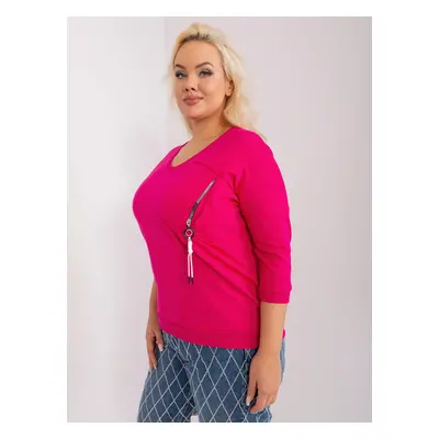 Plus-size fuchsia blouse with cuffs