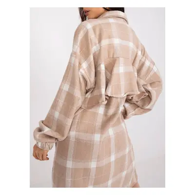 Long, beige-white checkered shirt by Suzanne