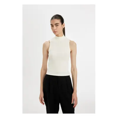 DEFACTO Slim Fit Slim Fit Half Turtleneck Ribbed Camisole Smart Undershirt