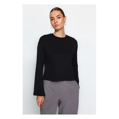 Trendyol Black Premium Spanish Sleeve Crew Neck normál/normál szabású kötött póló