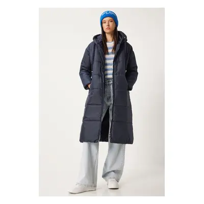 Happiness İstanbul Women's Navy Blue Hooded Long Puffer Coat