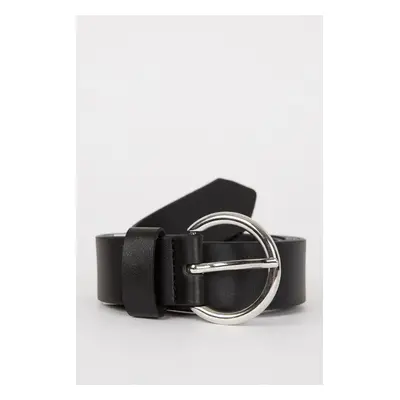 DEFACTO Women's Oval Buckle Faux Leather Classic Belt