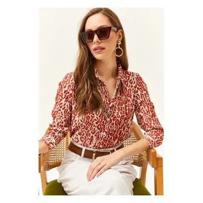 Olalook Women's Tile Leopard Woven Shirt