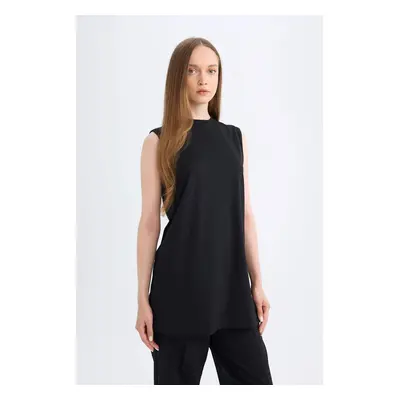 DEFACTO Black Regular Fit Crew Neck Sleeveless Basic Plain Tunic