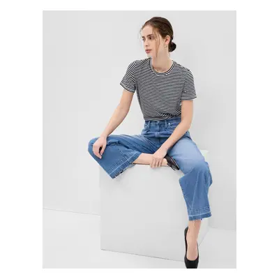 GAP Organic Cotton T-Shirt - Women