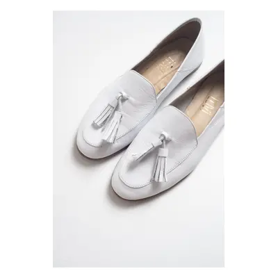 LuviShoes F04 White Skin Genuine Leather Shoes