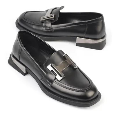 Capone Outfitters Capone Women's Chunky Toe Loafers with H Buckles