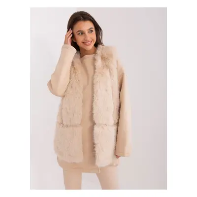 Beige fur vest with lining