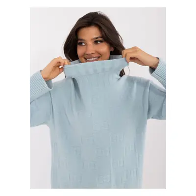 Light blue turtleneck with long sleeves