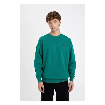 DEFACTO Men's Green Oversize Fit Crew Neck Printed Sweatshirt