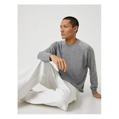 Koton Basic Knitwear Sweater Crew Neck