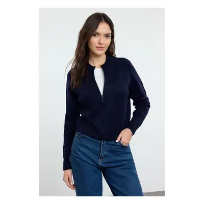 Trendyol Navy Blue Soft Texture Zippered Knitwear Cardigan