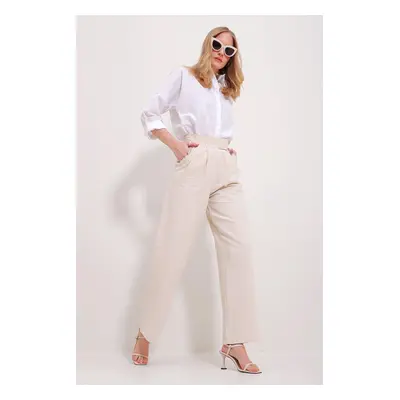 Trend Alaçatı Stili Women's Cream Waist Herringbone Trousers