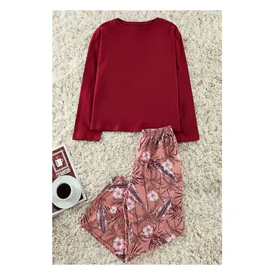 Trendyol Burgundy Floral Capri Knitted Pajama Set