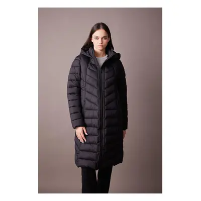 DEFACTO Fit Slim Fit Hooded Long Puffer Coat Parka