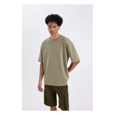 DEFACTO Men's Khaki Oversize Fit Wide Cut Crew Neck Heavy Fabric Short Sleeve Basic T-Shirt