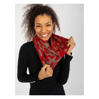 Red and dark beige women's chimney with patterns