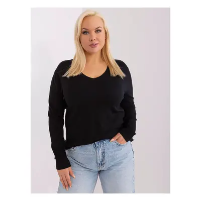 Black fitted plus size knit sweater