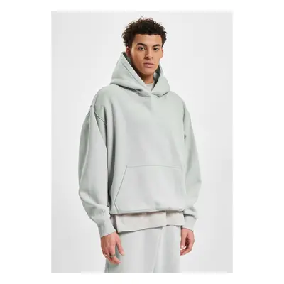 Men's basic solid color sweatshirt gray