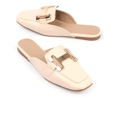 Capone Outfitters Capone Flat Toe Women's Ecru Beige Slippers with Metal Accessories