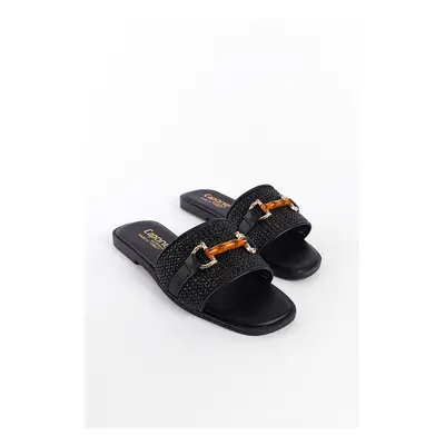 Capone Outfitters Women's Slippers