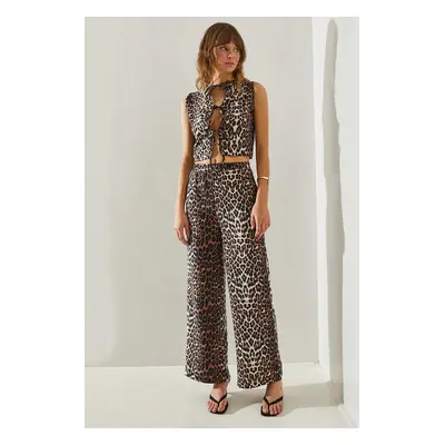 Bianco Lucci Women's Piping Detailed Leopard Patterned Vest Trousers Bottom-Top Set