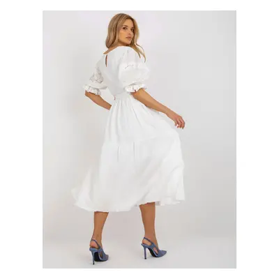 Ecru muslin oversize dress with frills and belt