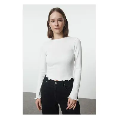 Trendyol Ecru Fitted Crop Ribbed Stretchy Knitted Blouse