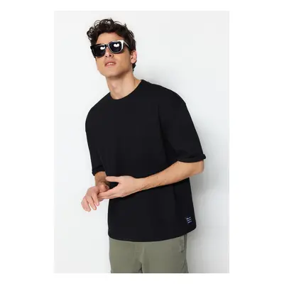 Trendyol Black Oversize/Wide Cut Short Sleeve Pocket Label Detailed T-Shirt