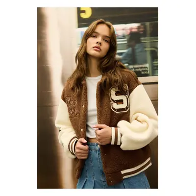 DEFACTO Coool Oversize Fit Polo Collar Embroidered Snap Closure Pocket Plush Bomber Jacket