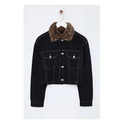 Trendyol Black Fur Collar Detailed Crop Denim Jacket