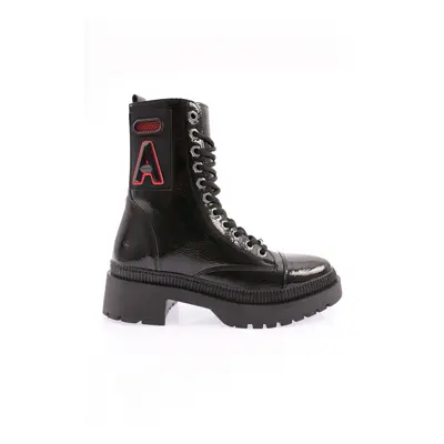 DGN K9062 Women's Lace-Up Emblem Detail Boots.