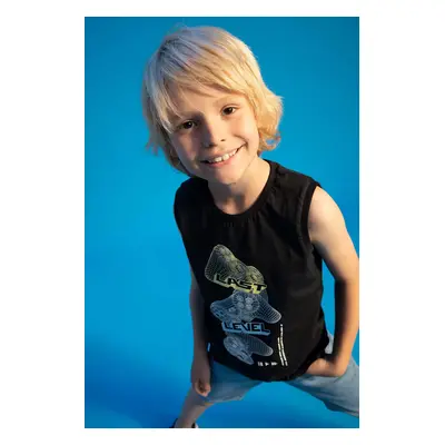 DEFACTO Boy Regular Fit Color-Changing Printed Crew Neck Singlet