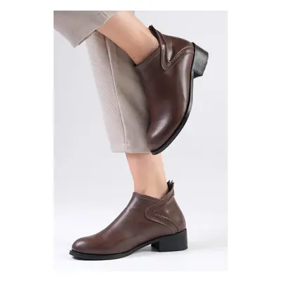 Mio Gusto Women's Rosa Brown Oval Toe Short Heeled Ankle Boots