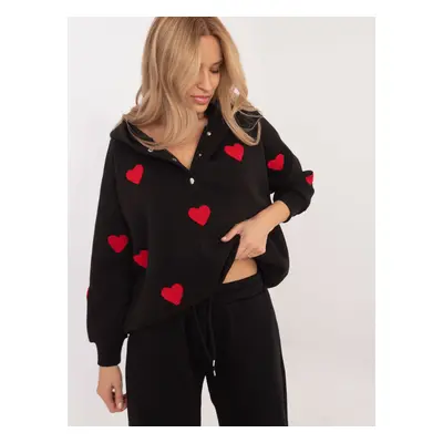 Black insulated tracksuit with a sweatshirt with a heart print