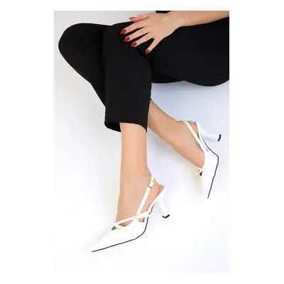 Soho Women's White Patent Leather Classic Heeled Shoes