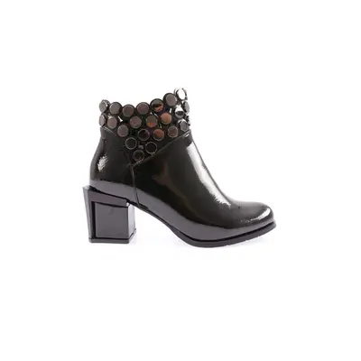 DGN 820-22k Women's Heeled Boots with Crystals and Stones.