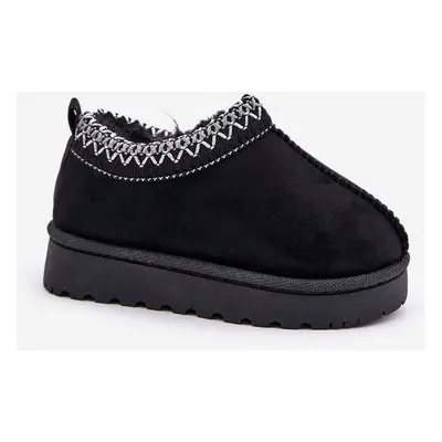 Children's ankle snow boots on a platform insulated with fur black Vilabria