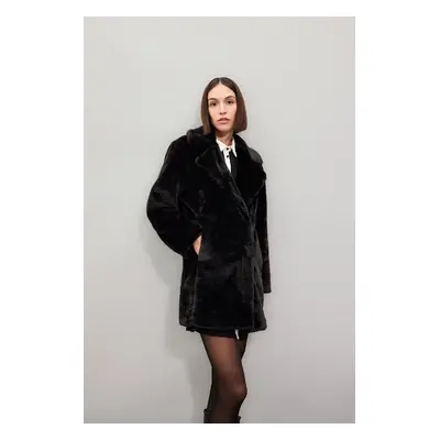 DEFACTO Oversize Wide Mold Snap Closure Pocket Long Plush Coat