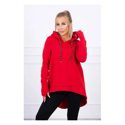 Insulated sweatshirt with a longer back and a red hood