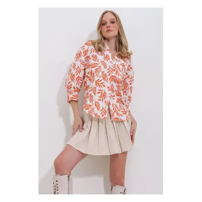 Trend Alaçatı Stili Women's Orange Leaf Patterned Balloon Sleeve Linen Shirt with Hidden Pop Up