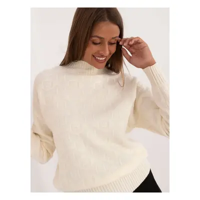 Ecru turtleneck sweater with long sleeves