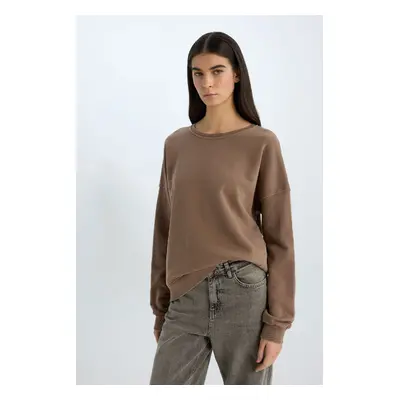 DEFACTO Oversize Wide Fit Crew Neck Basic Plain Sweatshirt