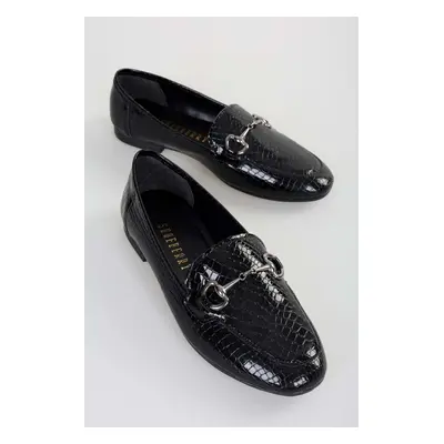 Shoeberry Women's Tiana Black Crocodile Buckle Casual Loafer