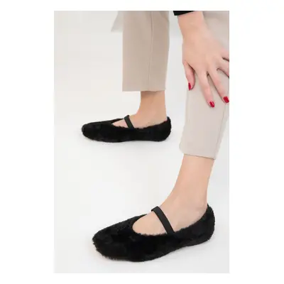 Soho Women's Black Ballerinas