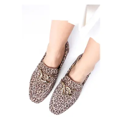 Mio Gusto Myrcella Genuine Suede Beige Color Leopard Pattern Chain Accessory Blunt Toe Women's L