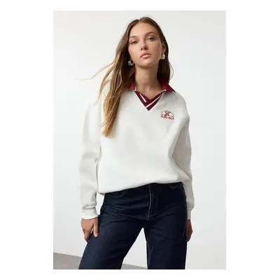 Trendyol Ecru Knitted Sweatshirt