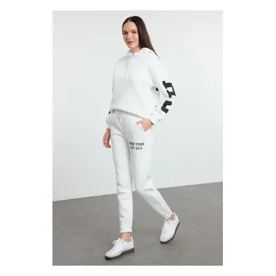 Trendyol Ecru Slogan Printed Knitted Tracksuit