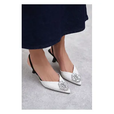 NİŞANTAŞI SHOES Robby White Kilim Stone Detail Pointed Toe Women's Heeled Shoes.